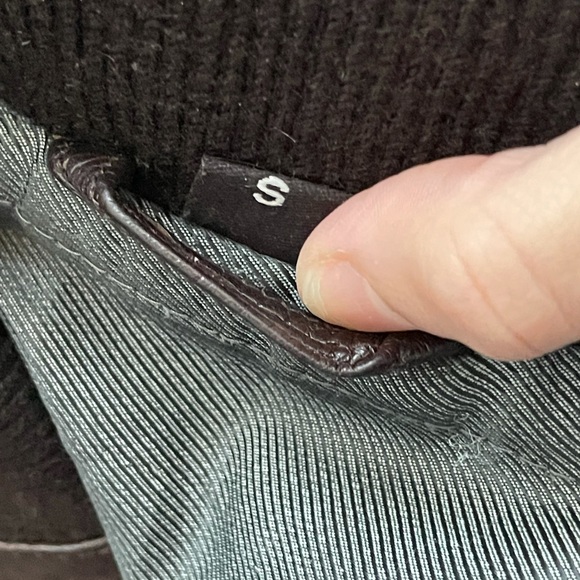 Vintage Authentic Leather Bomber Jacket - Picture 5 of 8